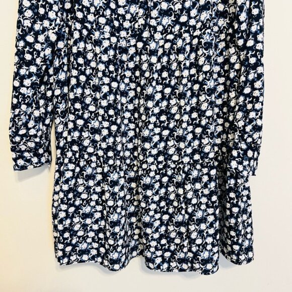 2/$25 LOFT - Blue & White Floral Long Sleeve Dress - Picture 4 of 8